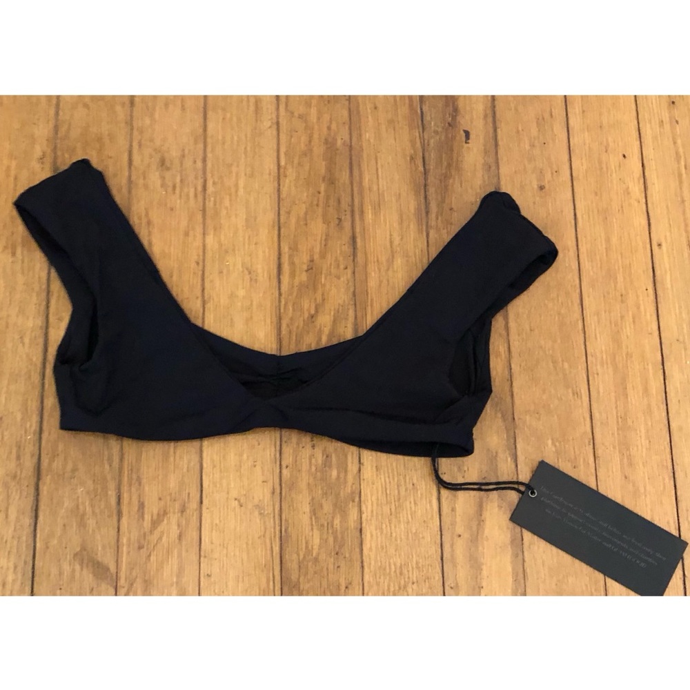 Dos Gardenias Fonda: the retro bikini top